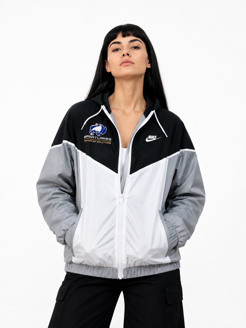 Cortaviento Nike Gris