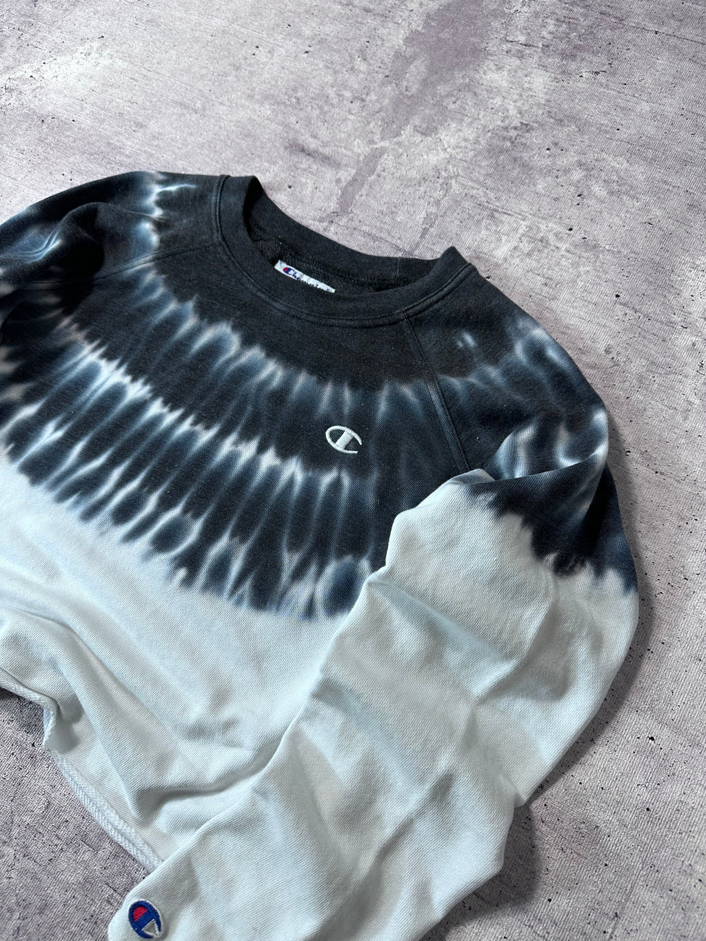 Polera crop Champion