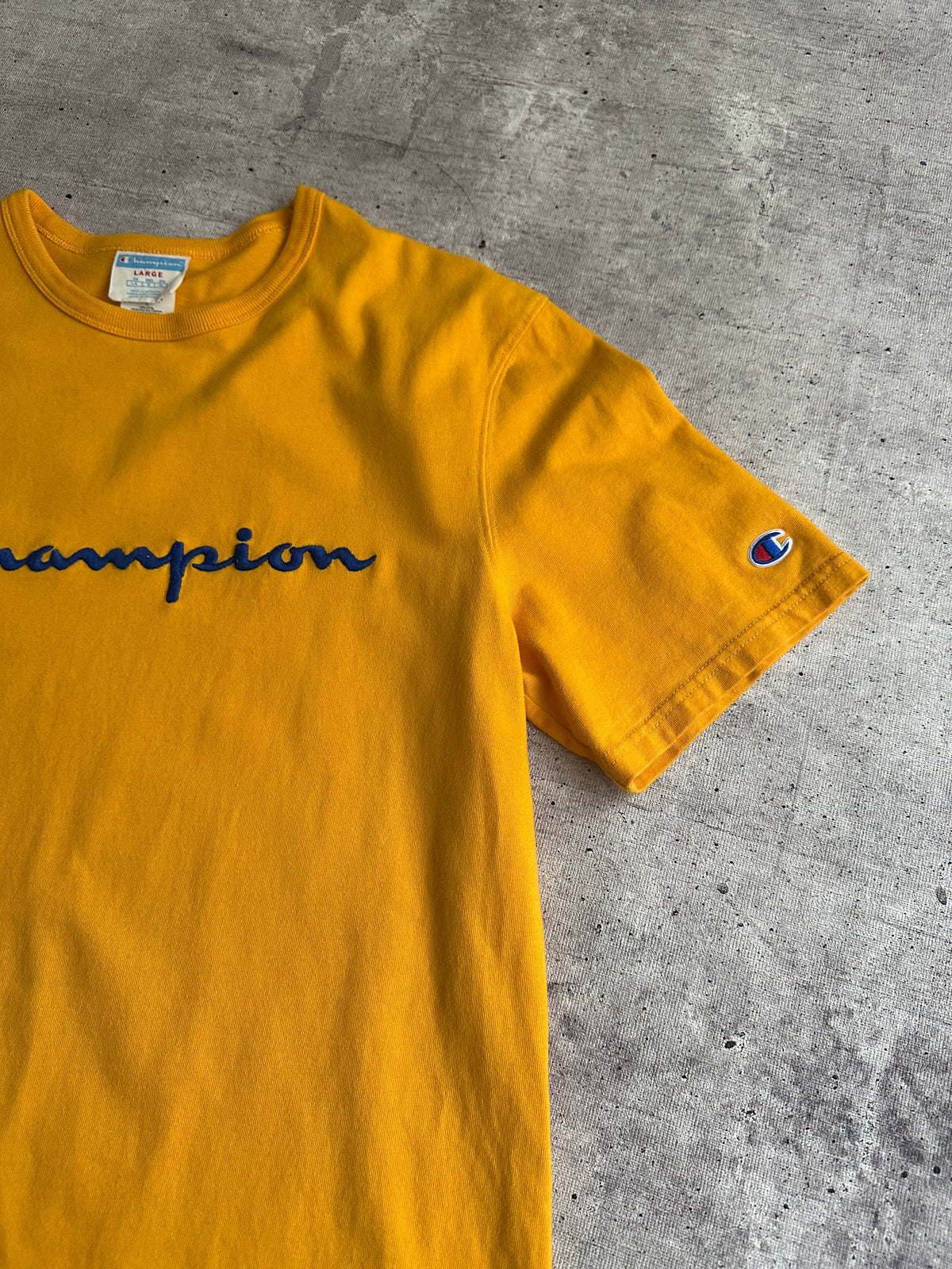 Polera Champion amarilla