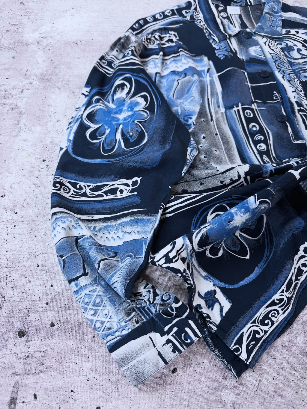 Blusa Vintage (Azul/Negro)