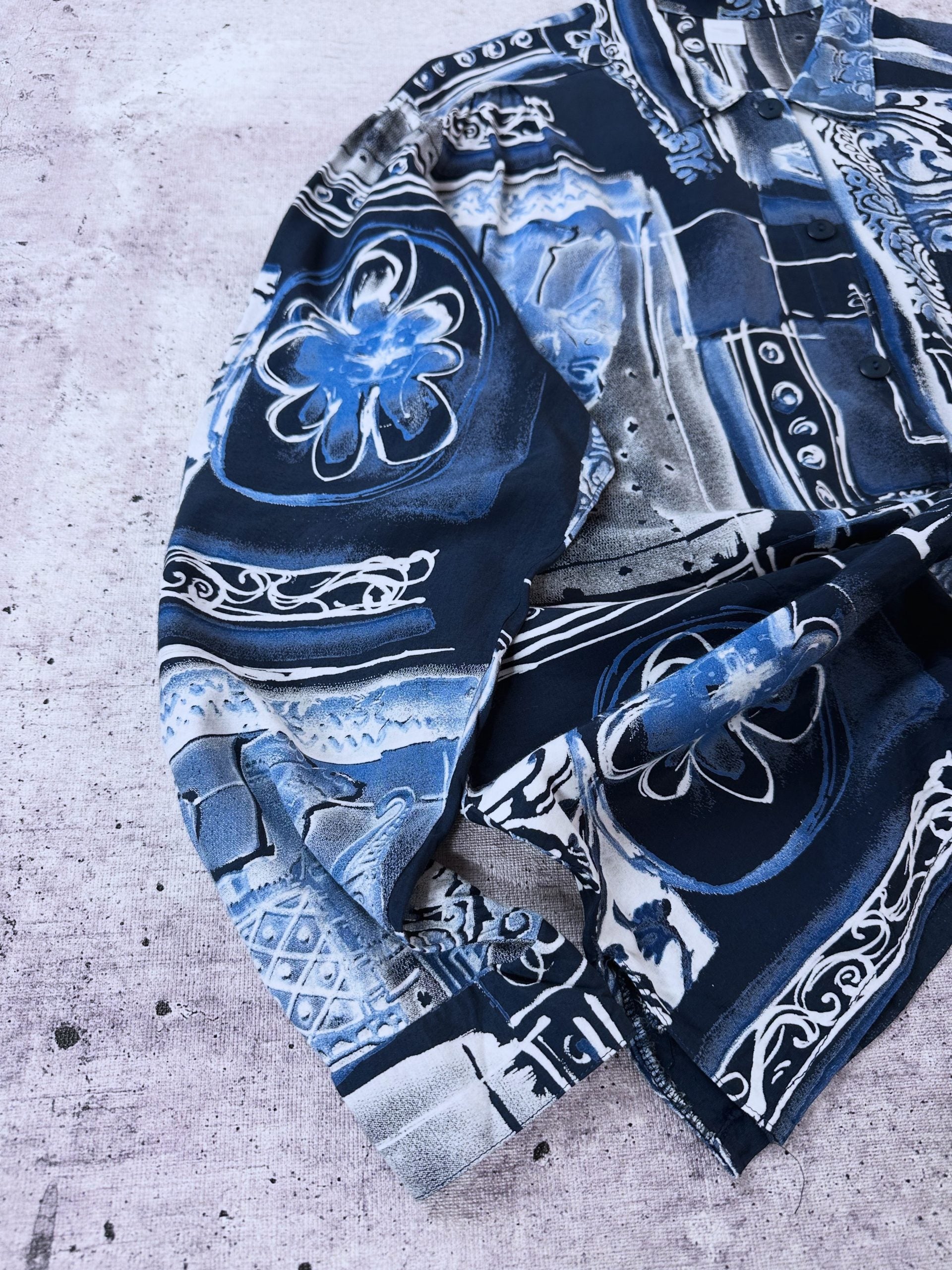 Blusa Vintage (Azul/Negro)