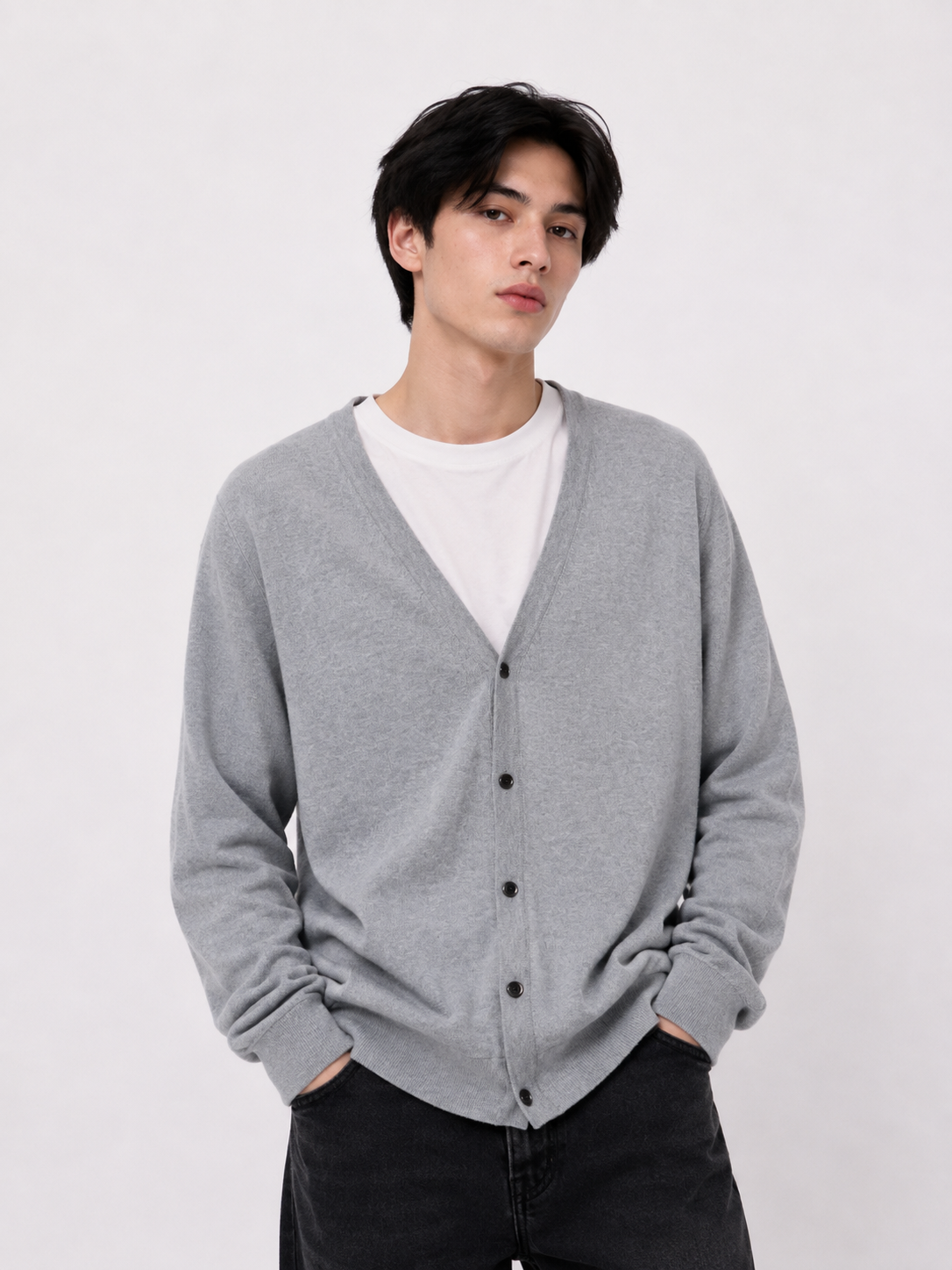Cardigan Alaniz