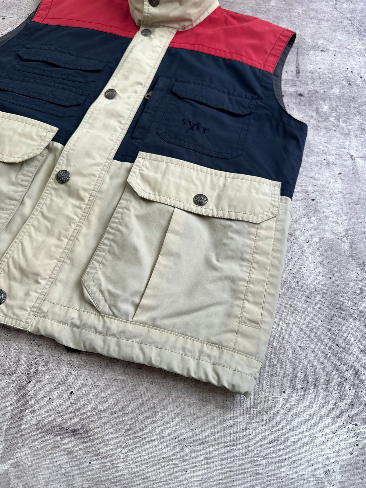 Vest Blue Line