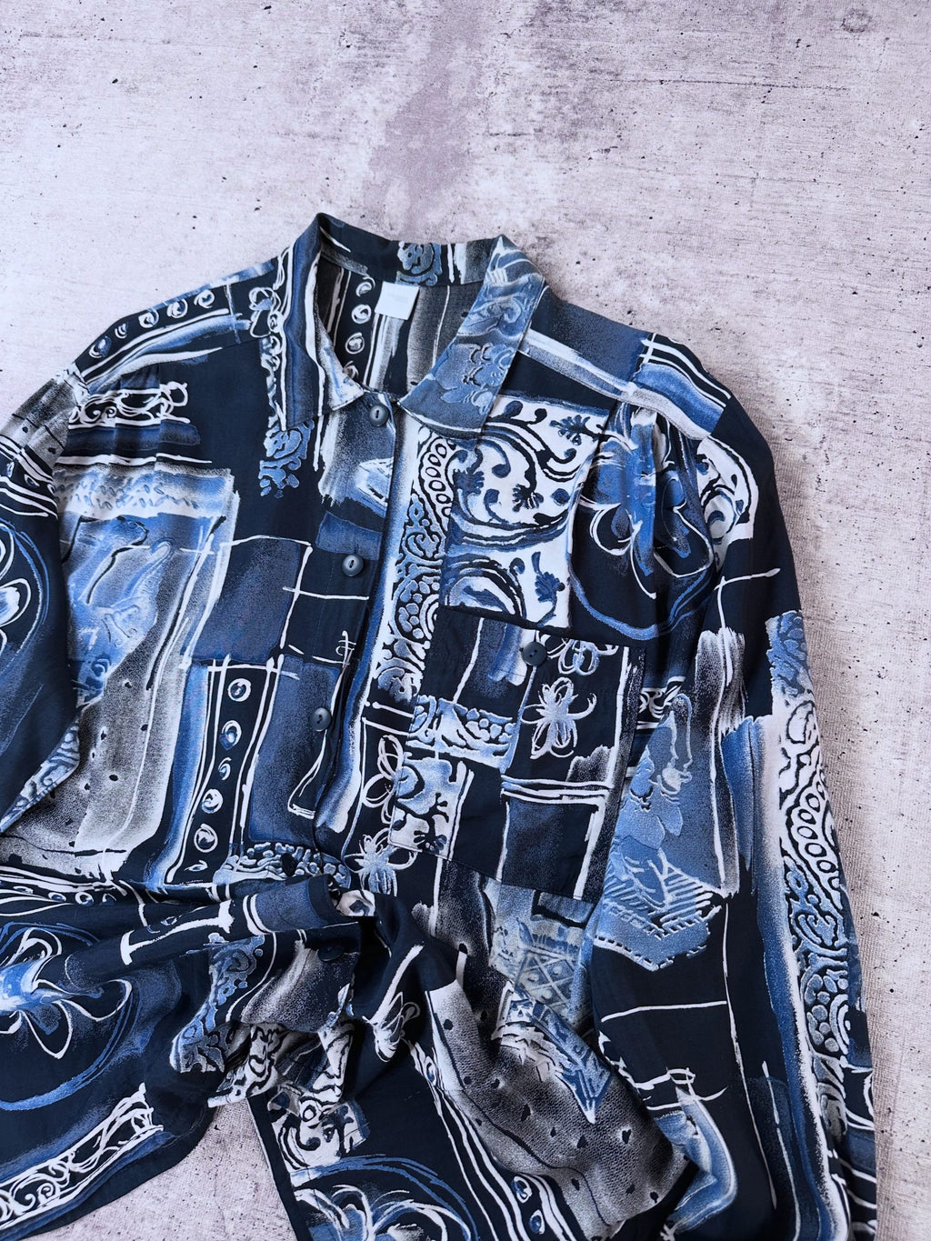 Blusa Vintage (Azul/Negro)