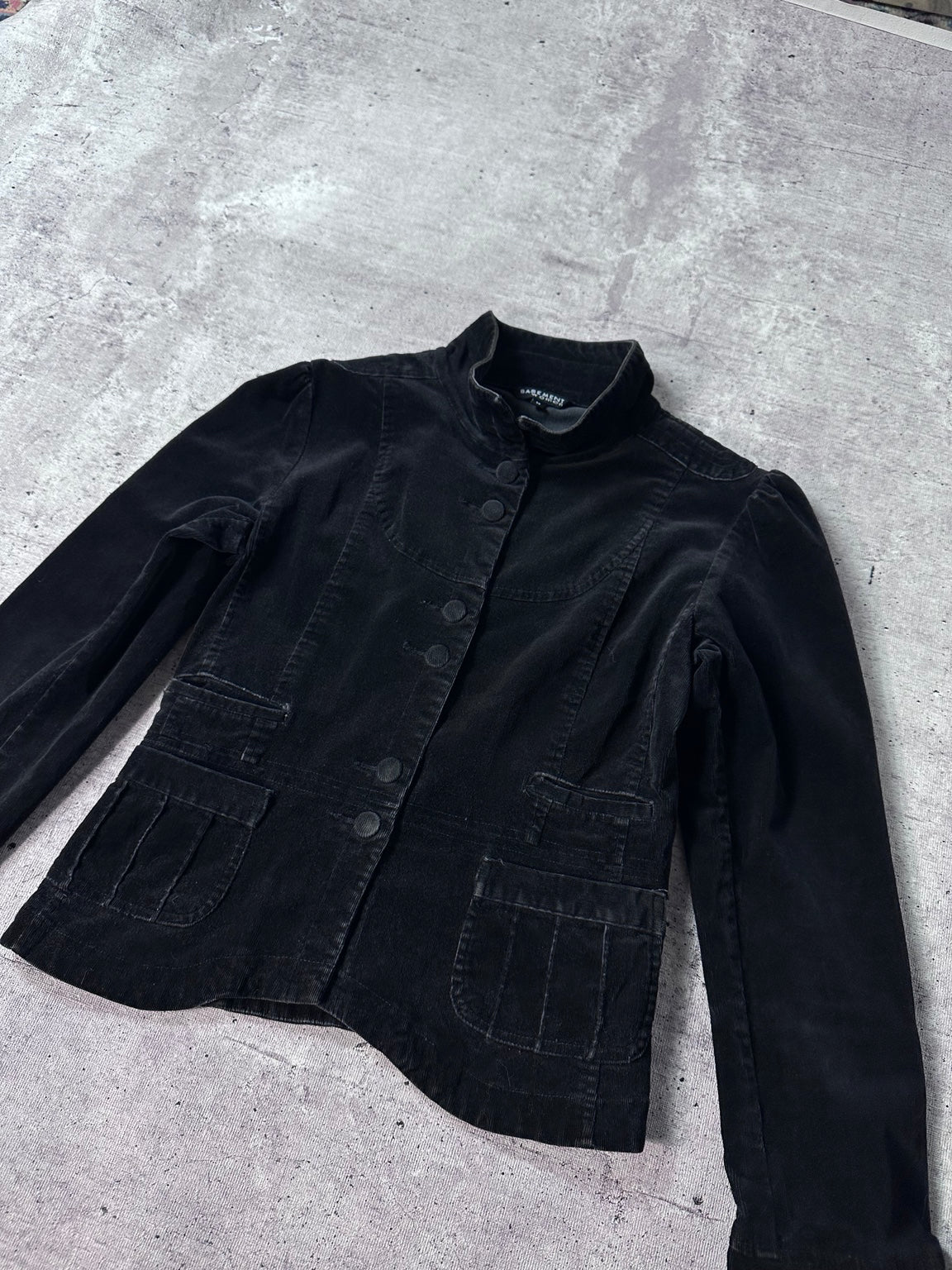 Chaqueta Basement