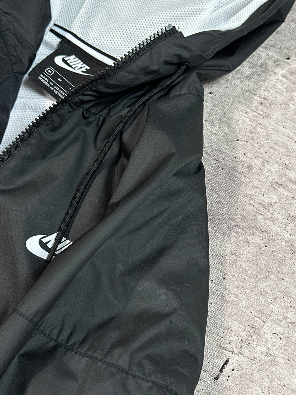 Cortaviento Nike Negro