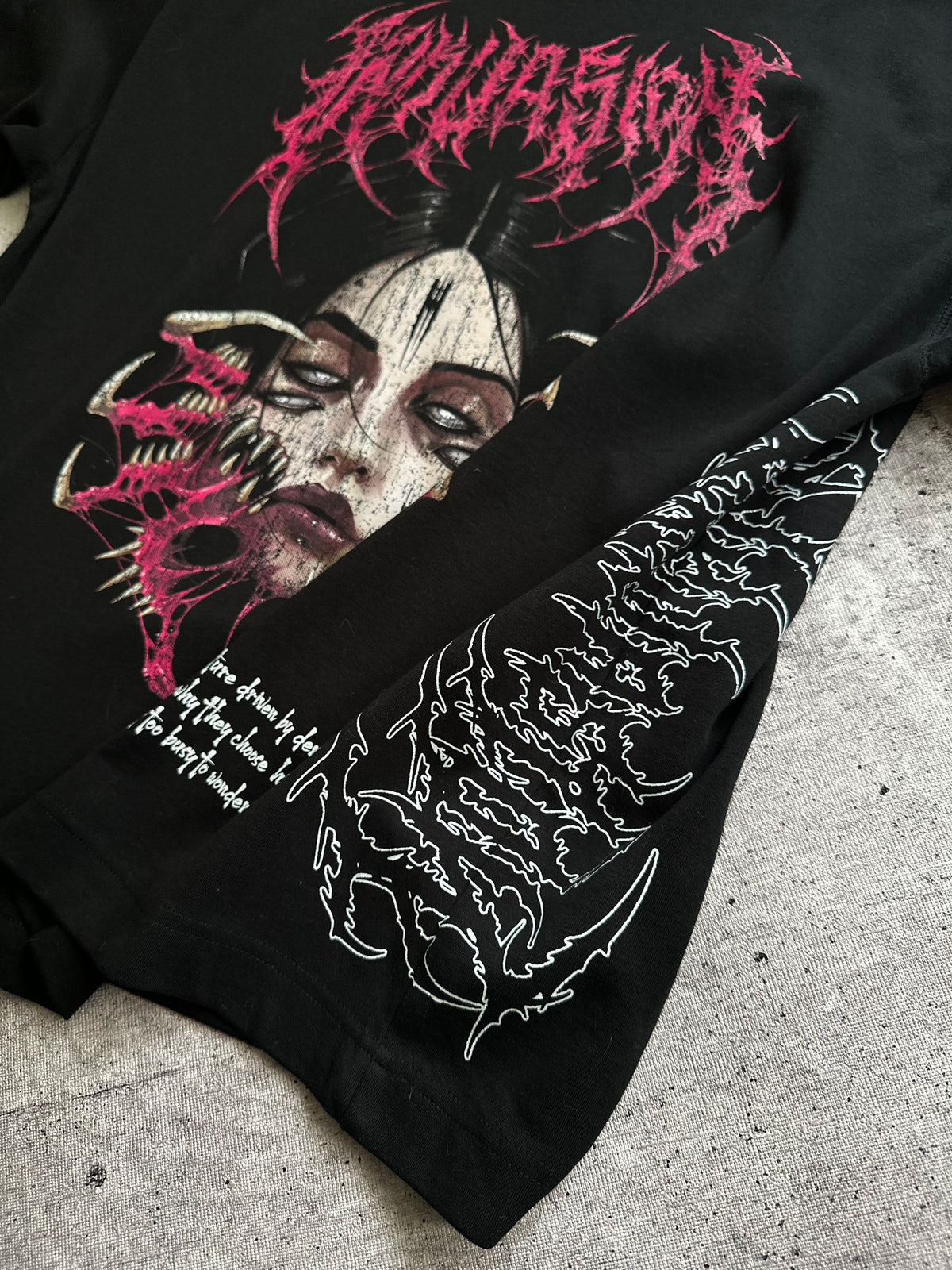Polera INKVASION