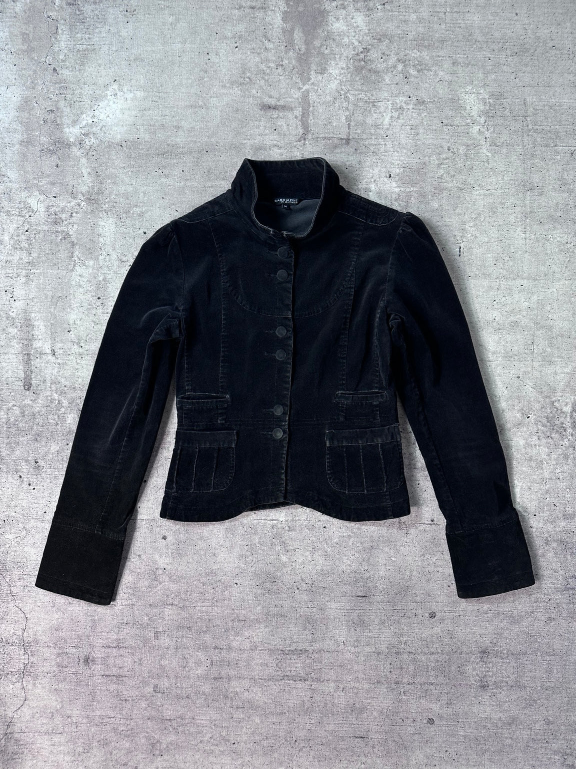 Chaqueta Basement