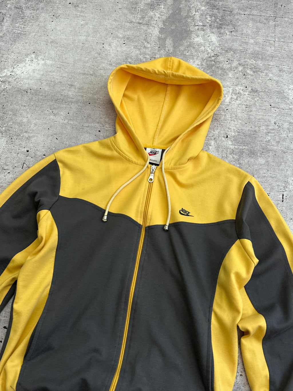 Poleron Nike